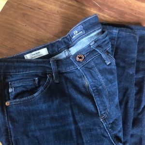 AG mid rise cigarette jeans - 26R